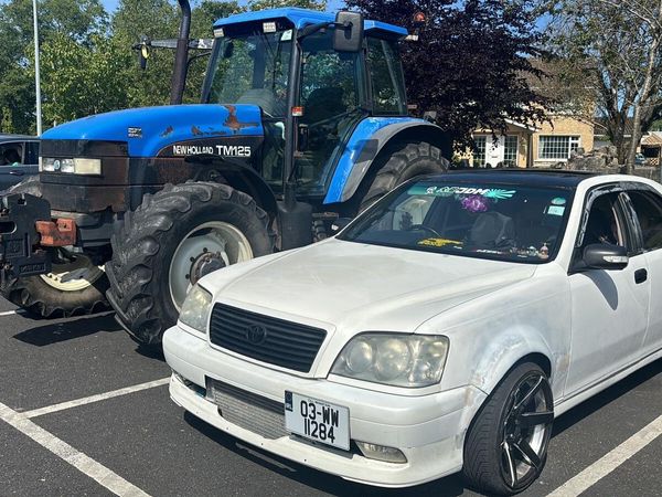Toyota Crown Saloon, Petrol, 2003, White