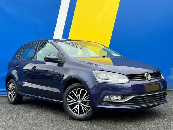 Volkswagen Polo Hatchback, Petrol, 2016, Blue