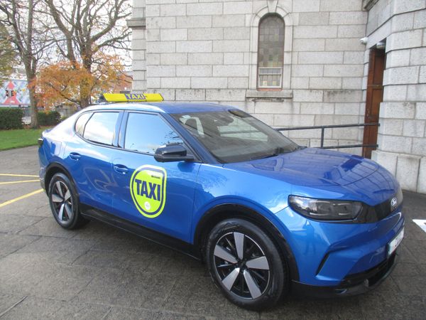 Ford Capri Hatchback, Electric, 2025, Blue