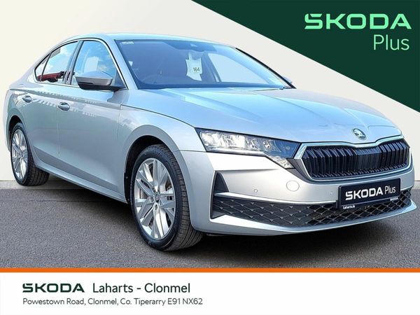 Skoda Octavia Saloon, Diesel, 2025, Grey