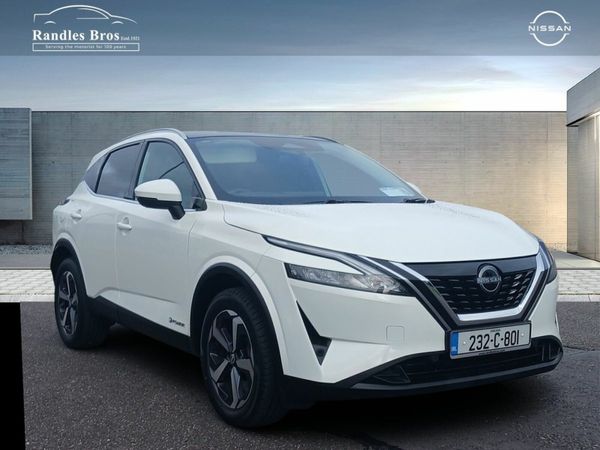 Nissan Qashqai MPV, Petrol Hybrid, 2023, White
