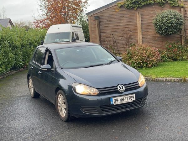 Volkswagen Golf Hatchback, Petrol, 2009, Blue