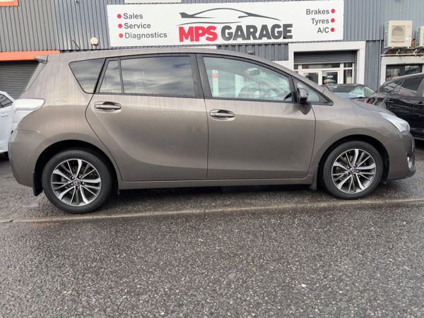 Toyota Verso MPV, Diesel, 2016, Grey
