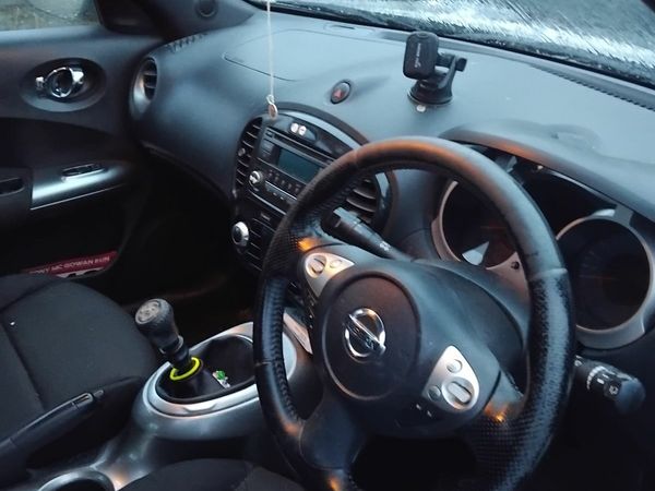 Nissan Juke SUV, Diesel, 2011, Silver