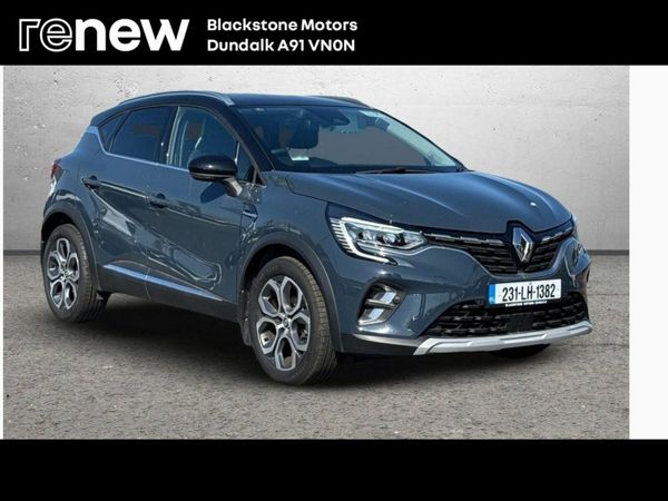 Renault Captur Hatchback, Petrol, 2023, Blue