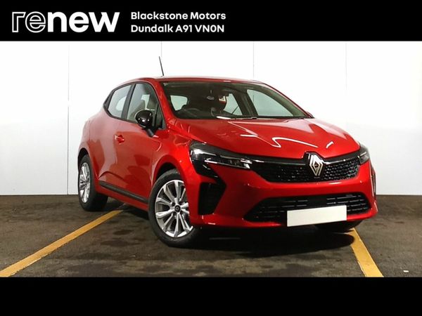 Renault Clio Hatchback, Petrol, 2024, Red