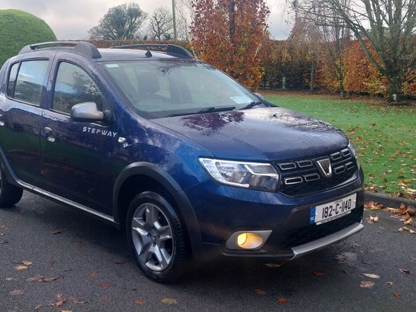 Dacia Sandero Stepway Hatchback, Diesel, 2018, Blue