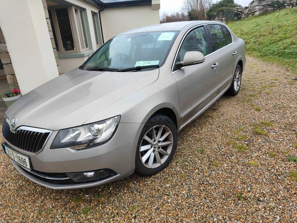 Skoda Superb Saloon, Diesel, 2013, Beige