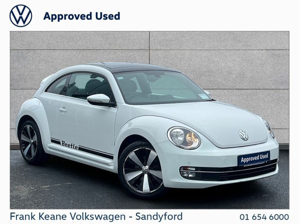 Volkswagen Beetle Hatchback, Petrol, 2016, White