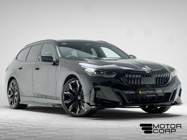 BMW 5-Series Estate, Petrol Plug-in Hybrid, 2025, Black