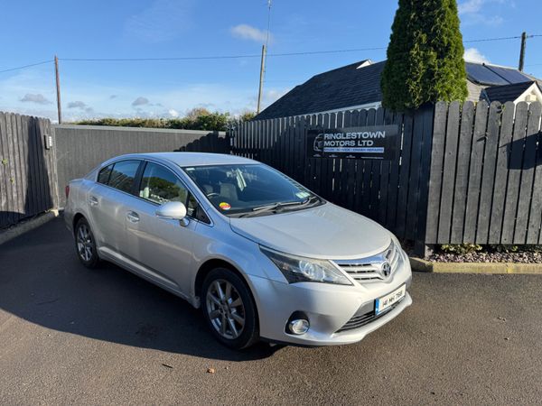 Toyota Avensis Saloon, Diesel, 2014, Silver