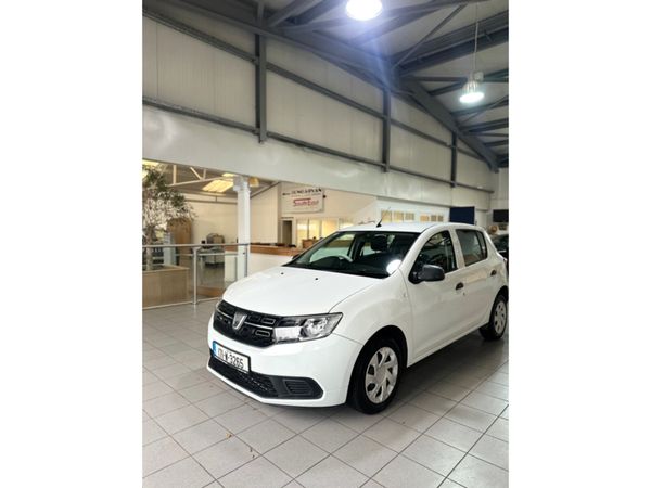 Dacia Sandero Hatchback, Petrol, 2017, White