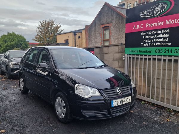 Volkswagen Polo Hatchback, Petrol, 2007, Black