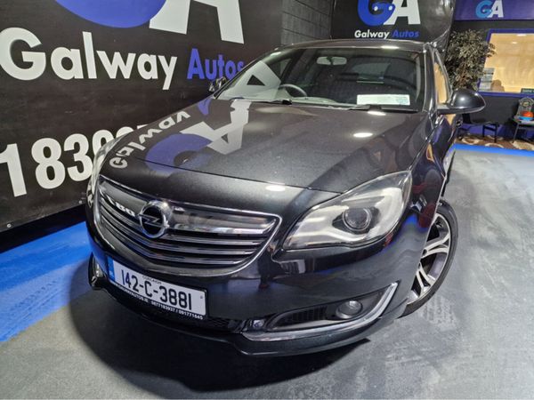 Opel Insignia Hatchback, Diesel, 2014, Black