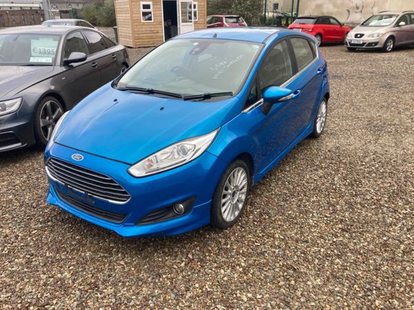 Ford Fiesta Hatchback, Petrol, 2018, Blue