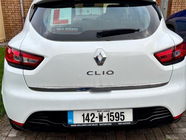 Renault Clio Hatchback, Petrol, 2014, White