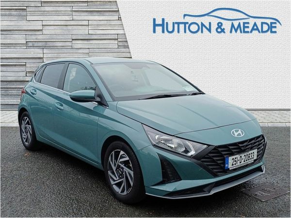 Hyundai i20 Hatchback, Petrol, 2025, 
