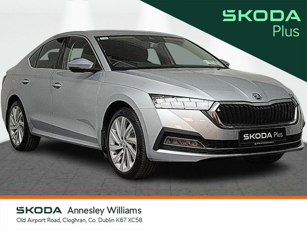 Skoda Octavia Saloon, Petrol, 2024, Silver
