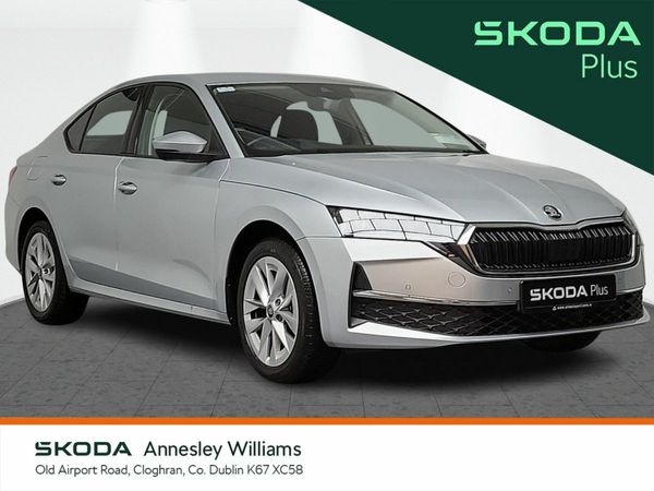 Skoda Octavia Saloon, Diesel, 2025, Grey