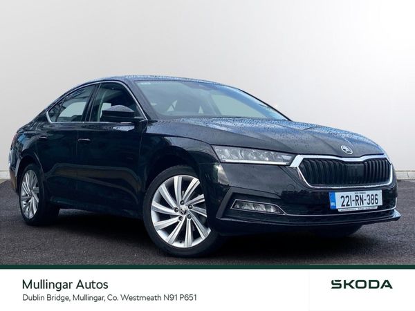 Skoda Octavia Saloon, Petrol, 2022, Black