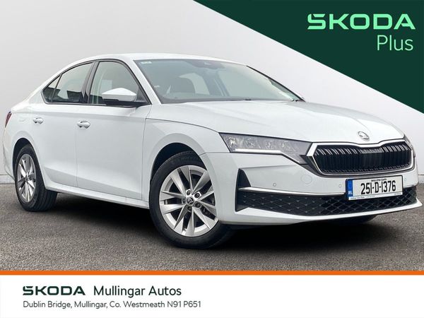 Skoda Octavia Saloon, Diesel, 2025, White