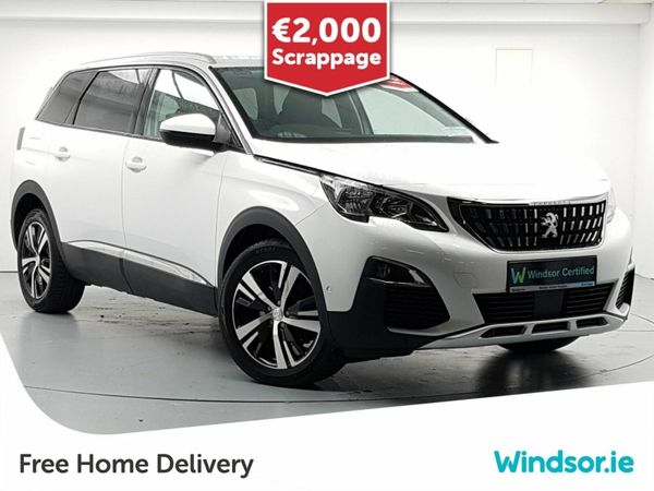 Peugeot 5008 MPV, Petrol, 2020, White