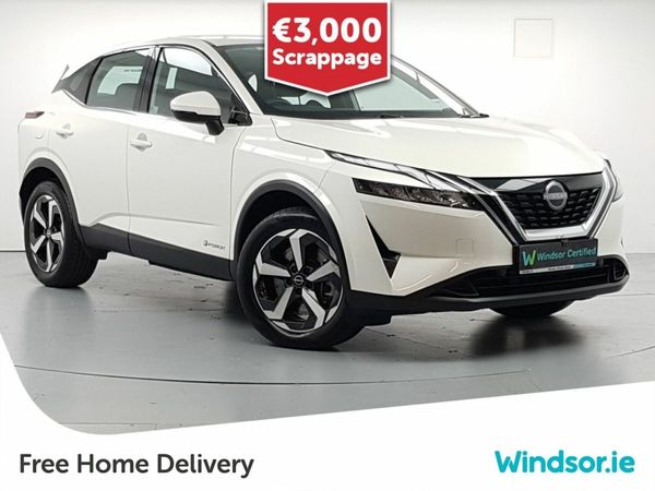 Nissan Qashqai MPV, Petrol, 2023, White