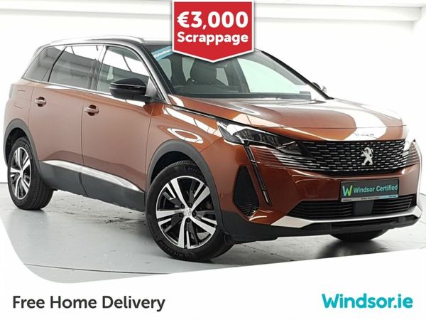 Peugeot 5008 MPV, Diesel, 2023, Brown