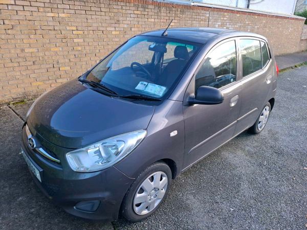 Hyundai i10 Hatchback, Petrol, 2011, Grey