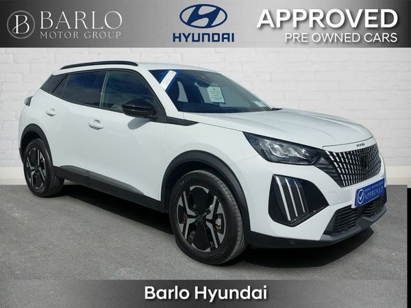 Peugeot 2008 MPV, Petrol, 2024, White