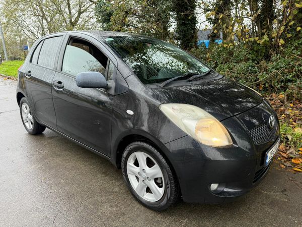 Toyota Yaris Hatchback, Petrol, 2006, Black