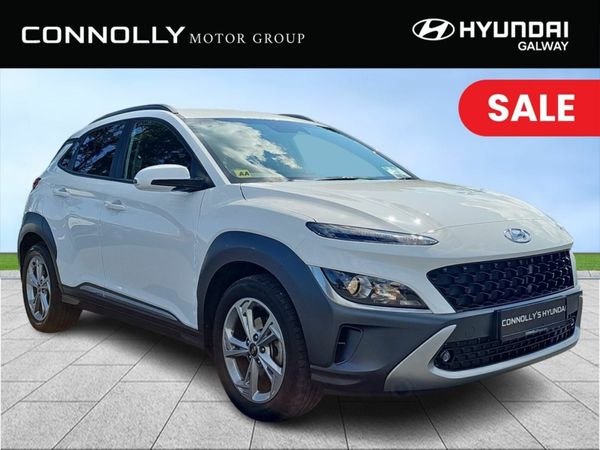 Hyundai KONA MPV, Petrol, 2023, White