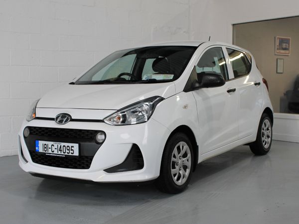 Hyundai i10 Hatchback, Petrol, 2018, White