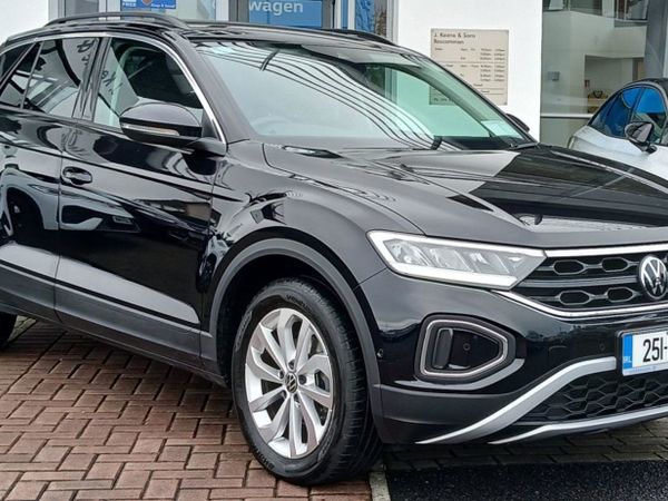 Volkswagen T-Roc SUV, Petrol, 2025, Black