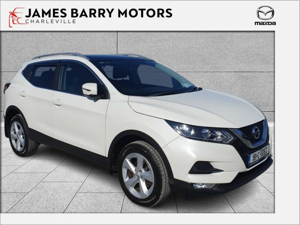 Nissan Qashqai MPV, Petrol, 2018, White