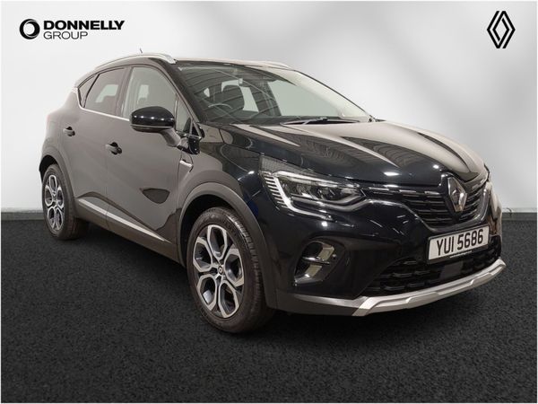 Renault Captur Hatchback, Petrol, 2022, Black