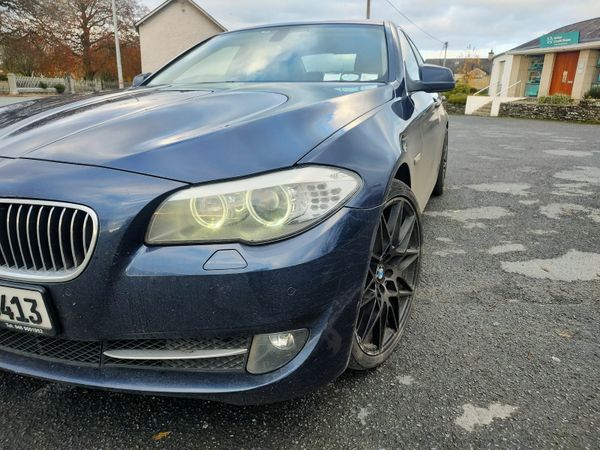 BMW 5-Series Saloon, Diesel, 2011, Blue