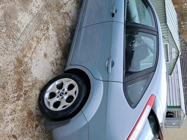 Ford Focus Hatchback, Diesel, 2010, Grey