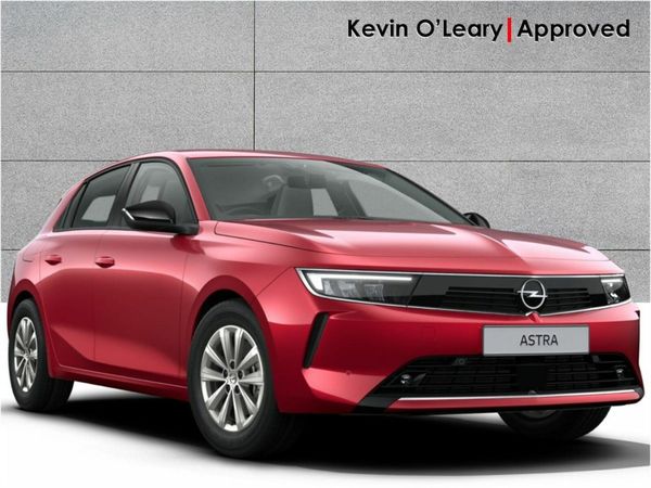 Opel Astra Hatchback, Petrol, 2026, Red