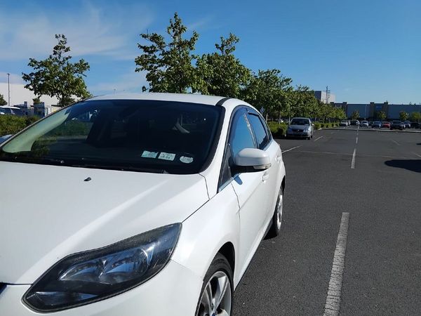 Ford Focus Hatchback, Diesel, 2013, White