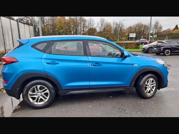 Hyundai Tucson SUV, Diesel, 2016, Blue