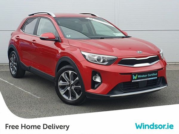 Kia Stonic Hatchback, Petrol, 2022, Red