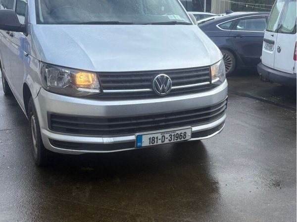 Volkswagen Kombi MPV, Diesel, 2018, Grey