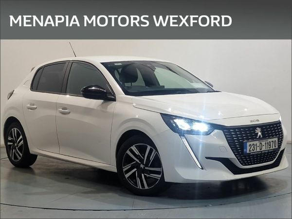 Peugeot 208 Hatchback, Petrol, 2023, White