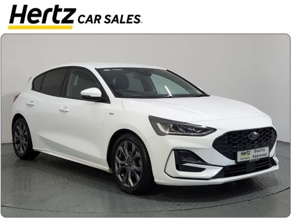Ford Focus Hatchback, Diesel, 2023, White