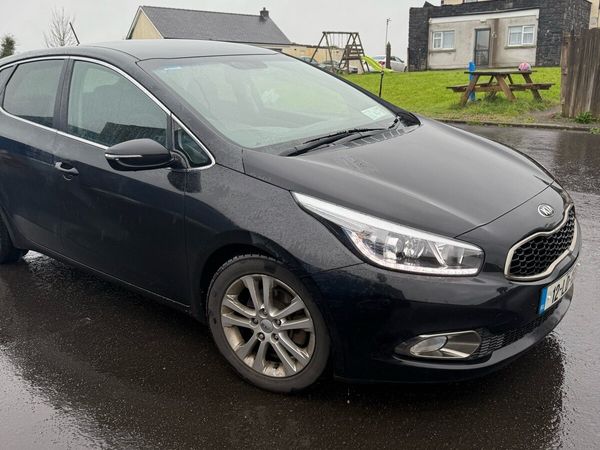 Kia Ceed Hatchback, Diesel, 2012, Black