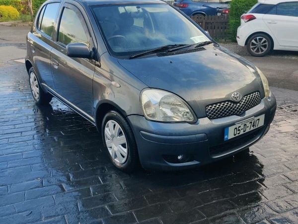 Toyota Yaris Hatchback, Petrol, 2005, Blue