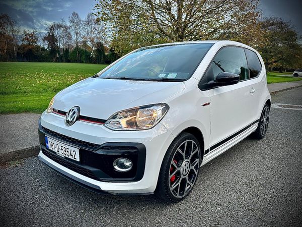 Volkswagen up! Hatchback, Petrol, 2018, White