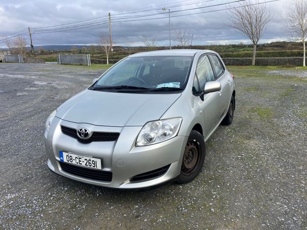 Toyota Auris Hatchback, Petrol, 2008, Silver