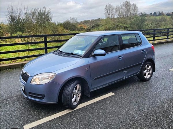 Skoda Fabia Hatchback, Petrol, 2008, Grey